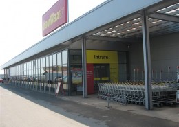 Usi automate BauMax Cluj