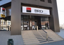Usi automate la BRD Targu Mures