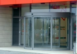 Oradea Shopping City usi automate