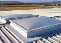 Luminator continuu din policarbonat multistrat termoformat