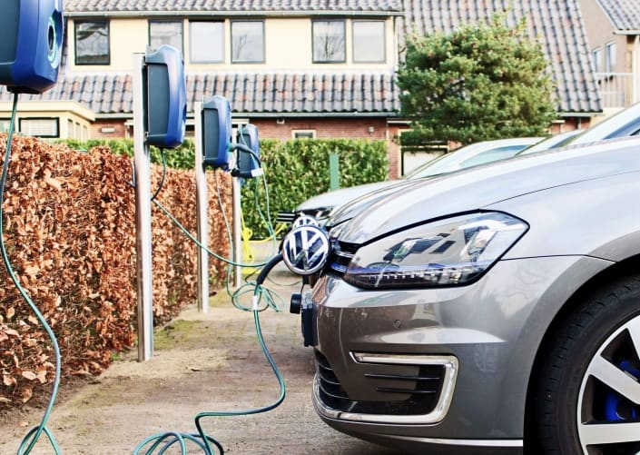 Ev-box, solutii incarcare automobile electrice, statii incarcare electrice, masini electrice