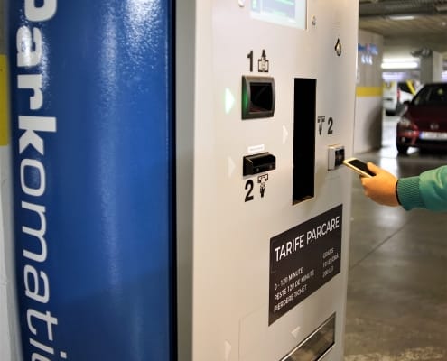 Plata Contactless telefon mobil taxa de parcare Parkomartic