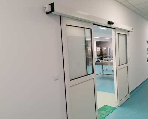Usi spital, usi UPU Oradea, usi automate, uși culisante