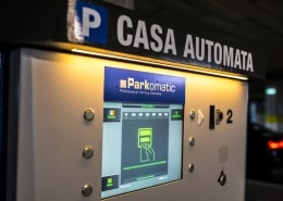 Parcare automata moderna casa de plata automata