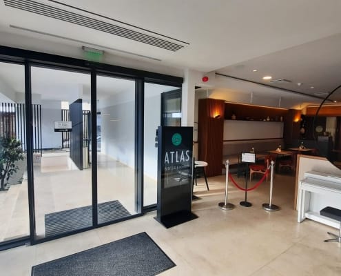 Sistem integrat de control al accesului la Aparthotel Atlas din Piatra Neamt 1